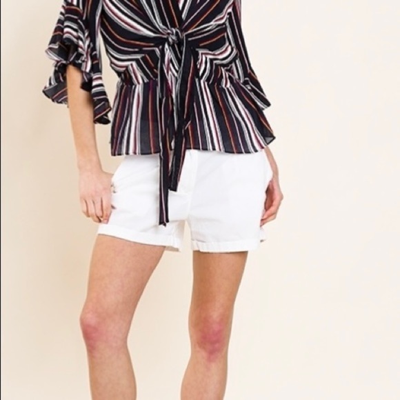 Super cute navy, maroon and off white front tie tunic. - Picture 2 of 4